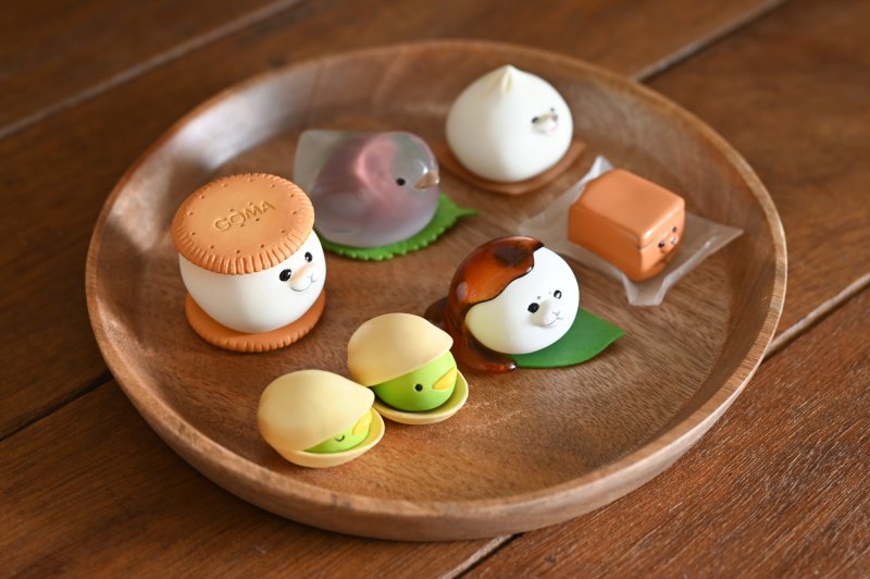 STASTO Animal Attraction 系列「擬態食物的動物」轉蛋 軟萌小海豹化身棉花糖夾心餅~