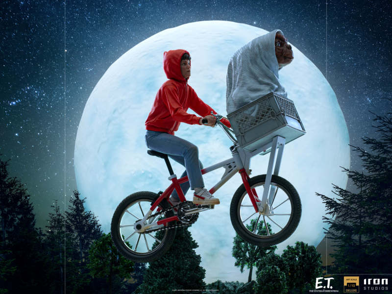 連月亮也一起做給你！Iron Studios Art Scale《E.T.外星人》E.T. & 埃利奧特 1/10 比例場景雕像 普通版/豪華版