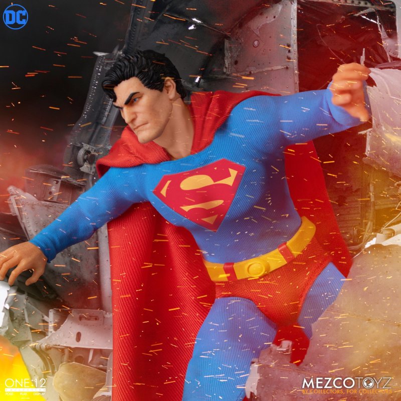 MEZCO TOYZ ONE:12 COLLECTIVE 系列 DC【超人 - 鋼鐵英雄版本】Superman - Man of Steel Edition 1/12 比例可動人偶 豪華七頭雕陣容登場！