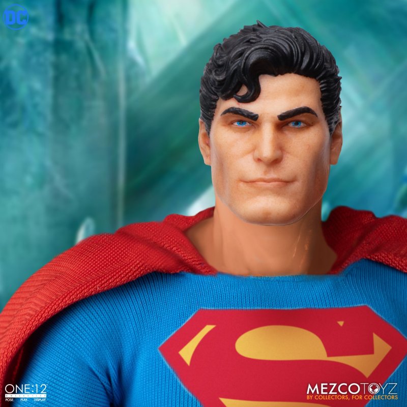 MEZCO TOYZ ONE:12 COLLECTIVE 系列 DC【超人 - 鋼鐵英雄版本】Superman - Man of Steel Edition 1/12 比例可動人偶 豪華七頭雕陣容登場！