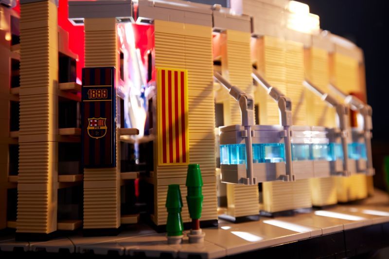 LEGO 10284 創意系列 巴薩主場【諾坎普球場】Camp Nou – FC Barcelona