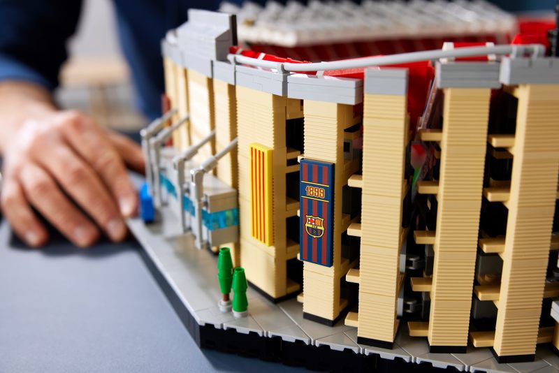 LEGO 10284 創意系列 巴薩主場【諾坎普球場】Camp Nou – FC Barcelona