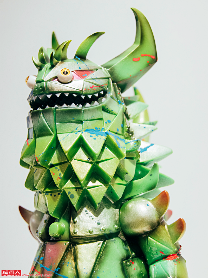 T9G 個展【UNSETTLE】at The little hut 現場報導 硬派帥氣的「鐵甲Rangeas」超大量出沒！