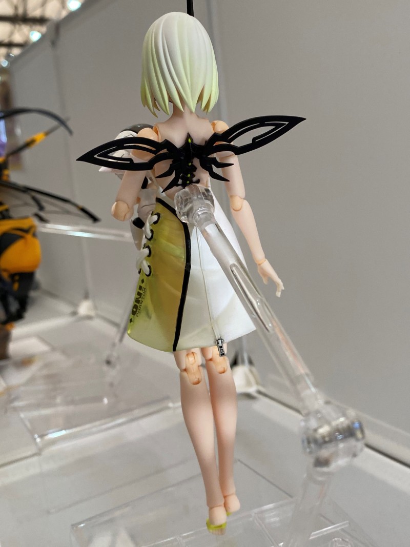 蝸之殼工作室「幻鬼機殼-001 熒」1/12 比例可動完成品 無辜vs冷酷雙素體豪華登場！