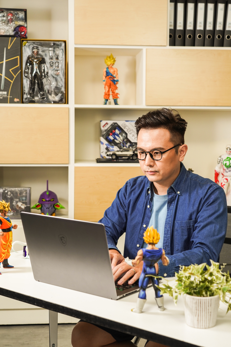 電影派玩具人-部長的夢幻筆記型電腦， MSI Creator Z16