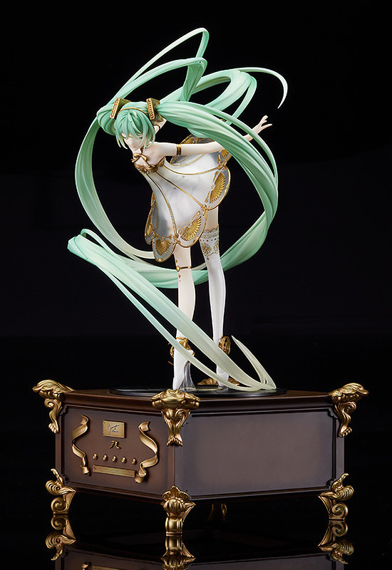 留聲機上舞動的樂之精靈♪ GSC「初音未來交響樂 5th Anniversary Ver.」1/1比例模型