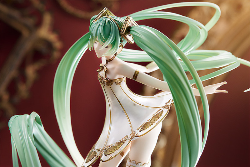留聲機上舞動的樂之精靈♪ GSC「初音未來交響樂 5th Anniversary Ver.」1/1比例模型