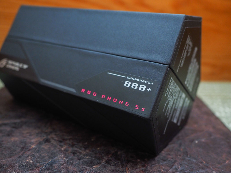 只能贏、不能輸！硬核手遊玩家必備武器，為贏而生 ROG Phone 5s PRO