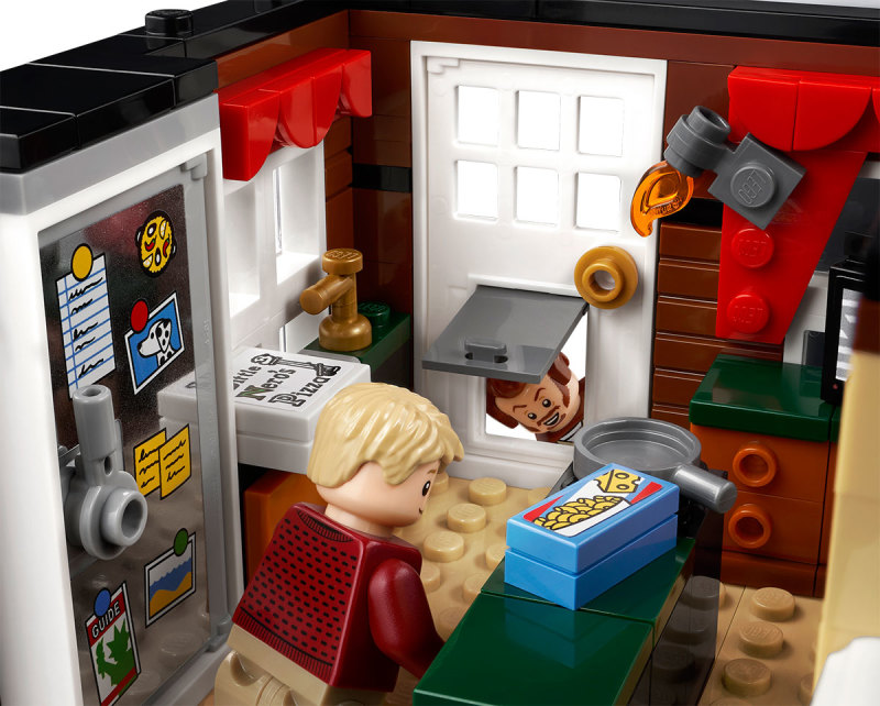 LEGO 21330 Ideas 系列【小鬼當家】Home Alone 家裡即是防盜堡壘，經典聖誕喜劇復活！