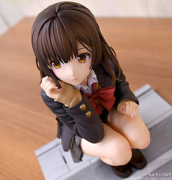 GSC《刮掉鬍子的我與撿到的女高中生》荻原沙優 無比例模型 蹲姿也有16公分高！