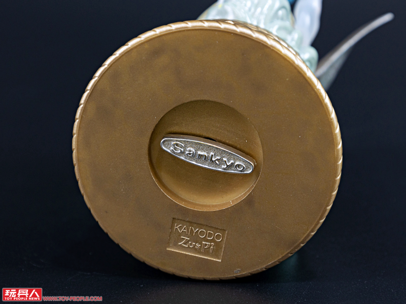 海洋堂 × Zu and Pi 陋室五月【嘆息星河系列第四彈-卡夫卡的月光曲】開箱報告 細緻度再次昇華、堪稱掌中藝術的盒玩！