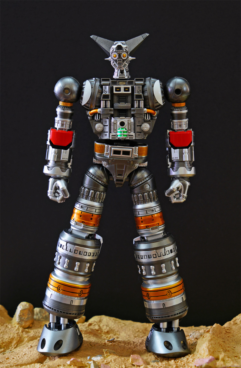 水捅腰變小蠻腰?King Arts - Getter One 三一萬能俠