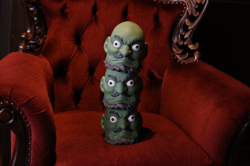 橡子共和國《神隱少女》湯婆婆的三顆綠色頭變成「舞首軟膠存錢筒」啦！