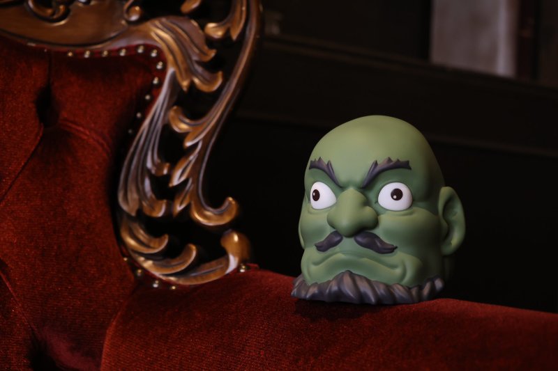 橡子共和國《神隱少女》湯婆婆的三顆綠色頭變成「舞首軟膠存錢筒」啦！