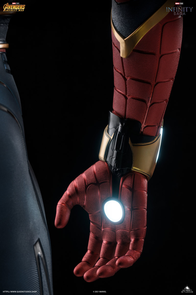 全高192公分!Queen Studios「鋼鐵蜘蛛人1/1真實比例全身雕像」極致細節驚人登場