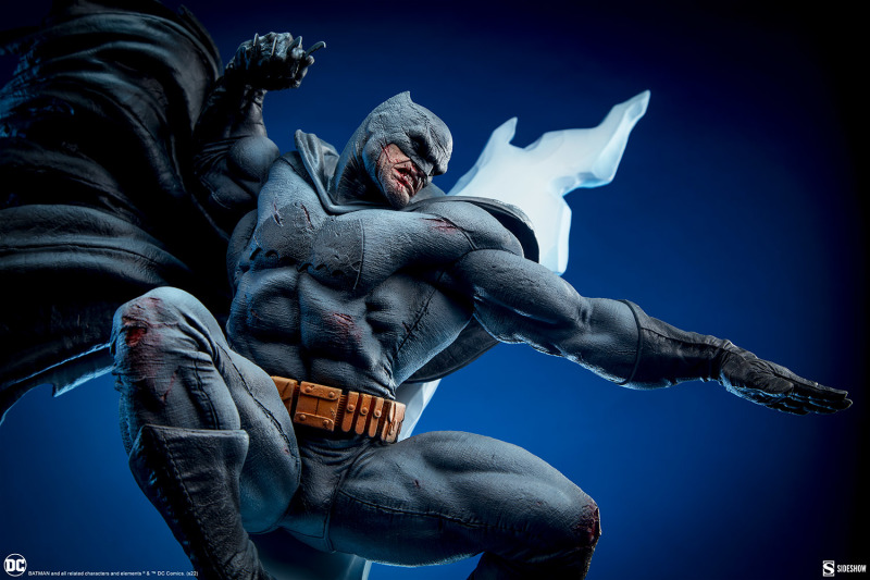 Sideshow Premium Format Figure 系列《蝙蝠俠：黑暗騎士歸來》蝙蝠俠（Batman）全身雕像 公開！