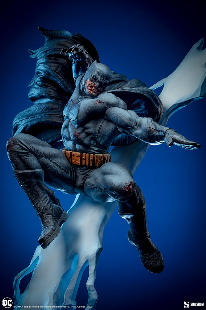 Sideshow Premium Format Figure 系列《蝙蝠俠：黑暗騎士歸來》蝙蝠俠（Batman）全身雕像 公開！