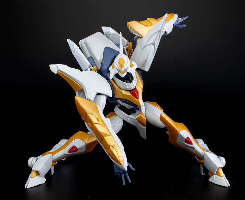 完全新規造型『HG 1/35 Code Geass 反叛的魯路修 蘭斯洛特.阿爾比昂』明年 04 月發售!