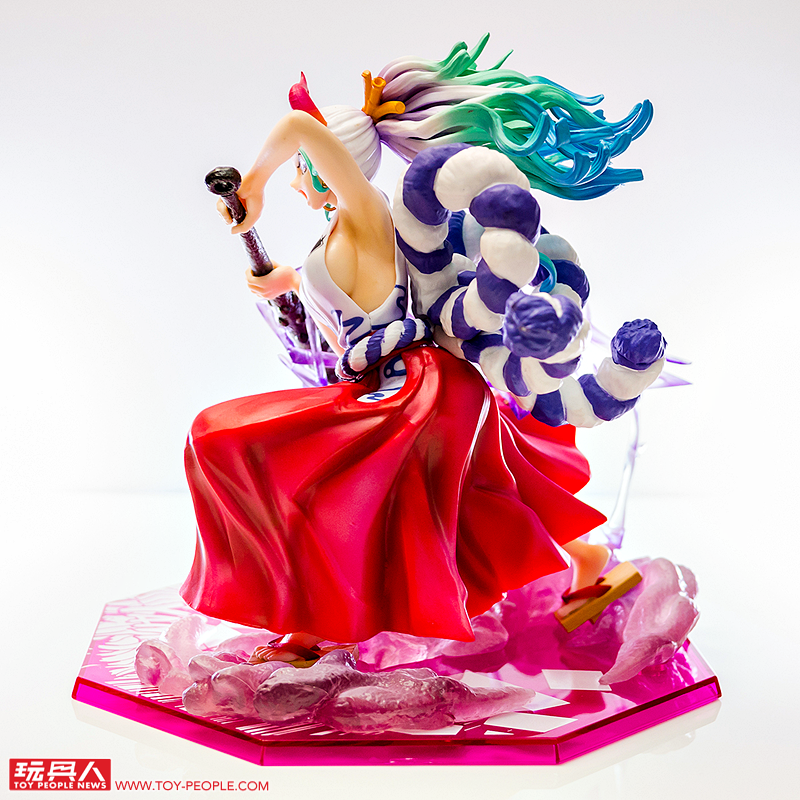 雷鳴四卦？不對喔這是『Figuarts ZERO［EXTRA BATTLE］大和 雷鳴八卦 』開箱報告！