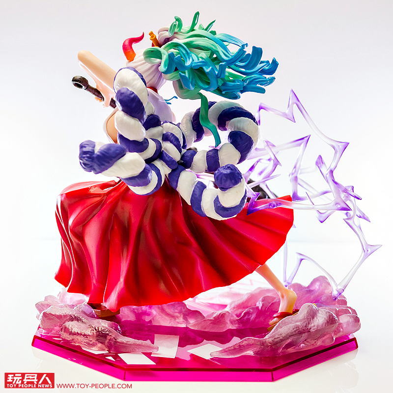 雷鳴四卦？不對喔這是『Figuarts ZERO［EXTRA BATTLE］大和 雷鳴八卦 』開箱報告！