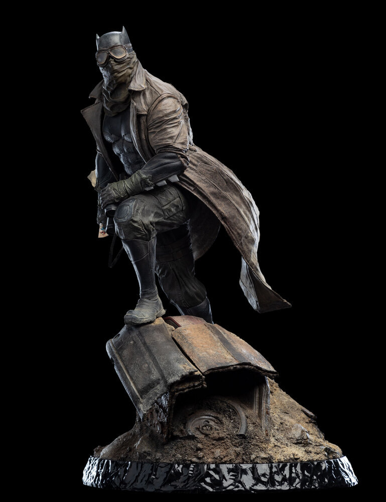 WETA《查克史奈德之正義聯盟》噩夢蝙蝠俠（Knightmare Batman）1/4 比例全身雕像 散發危機四伏的緊張感！