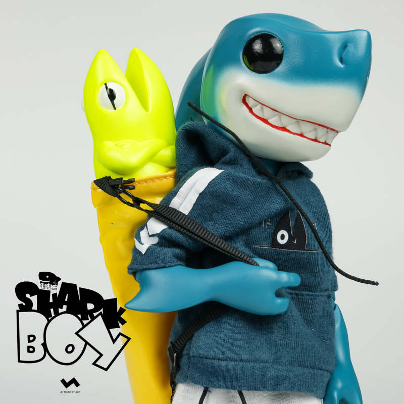 JT studio × 毛毛二 攜手打造結合雙方設計特色的「小屁鯊」(Shark Boy)可動人偶!