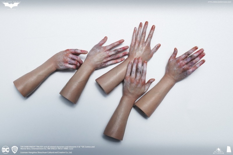 Queen Studios INART《黑暗騎士》小丑（Joker）1/6 比例立體人形 公開！再現劇中各種經典時刻