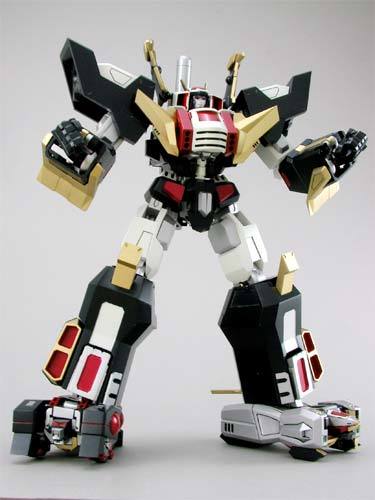 承襲先人熱血精神！STUDIO HALF EYE《獸裝機攻》斷空我NOVA