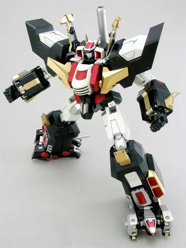 承襲先人熱血精神！STUDIO HALF EYE《獸裝機攻》斷空我NOVA