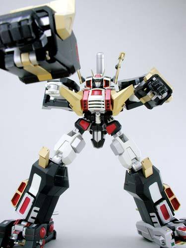 承襲先人熱血精神！STUDIO HALF EYE《獸裝機攻》斷空我NOVA