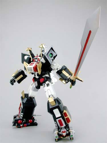 承襲先人熱血精神！STUDIO HALF EYE《獸裝機攻》斷空我NOVA