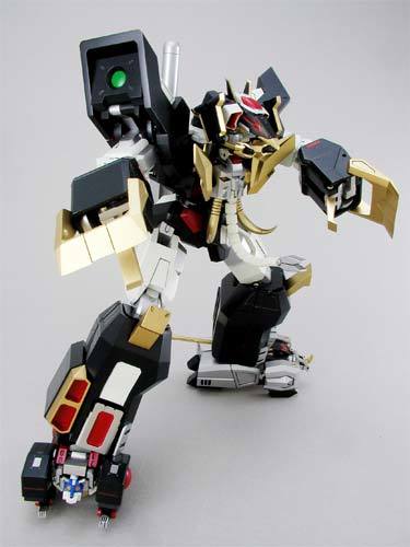 承襲先人熱血精神！STUDIO HALF EYE《獸裝機攻》斷空我NOVA