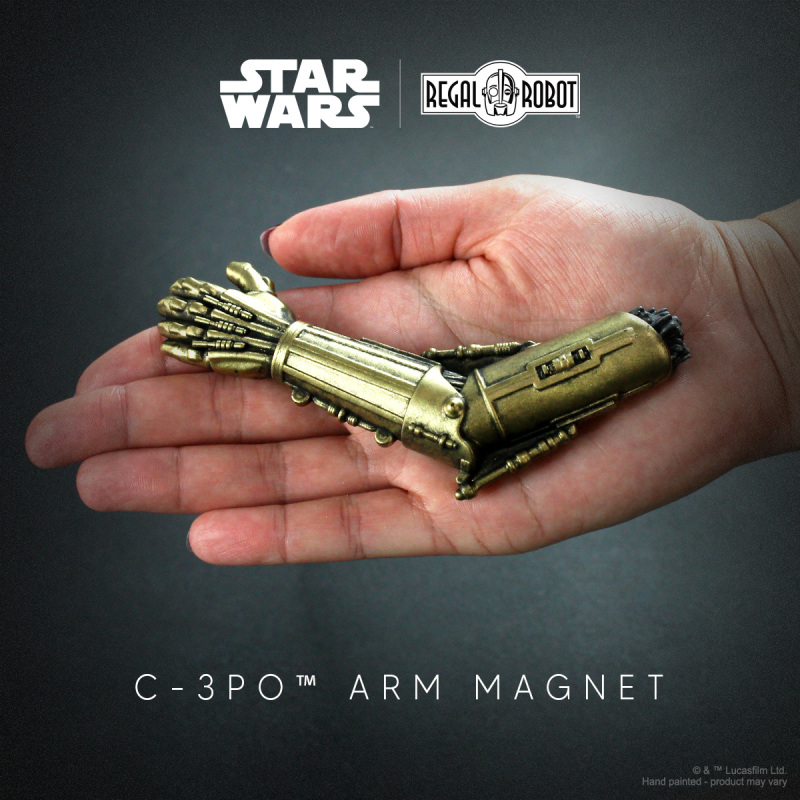 Regal Robot《星際大戰》禮儀機器人 C-3PO 的手臂磁鐵（Arm Magnet）一定是被塔斯肯人扯掉的！