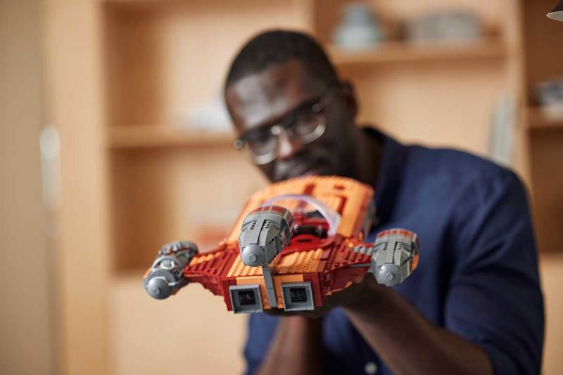 LEGO 75341《曙光乍現》路克·天行者的 X-34陸行艇（Luke Skywalker’s Landspeeder）