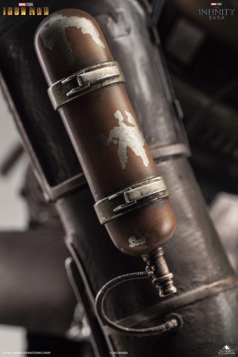 Queen Studios《鋼鐵人》鋼鐵人馬克1(Iron Man Mark 1)1/4 比例全身雕像 細緻工藝逼真再現鋼鐵人原點!