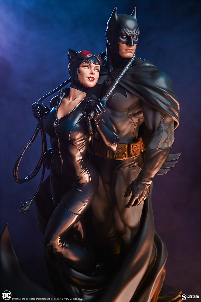Sideshow DC【蝙蝠俠與貓女】Batman and Catwoman 全身雕像 逼真捕捉兩人獨處的互動場面！