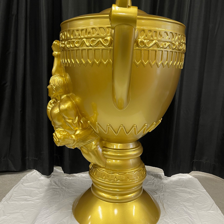 IRON FACTORY「金肉人 錦標賽之山冠軍獎杯」1/1等比例再現 全高130公分、價值110萬日圓!