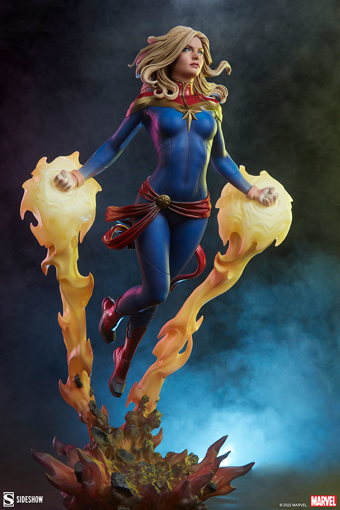 Sideshow Premium Format Figure 系列 MARVEL「驚奇隊長」（Captain Marvel）全身雕像