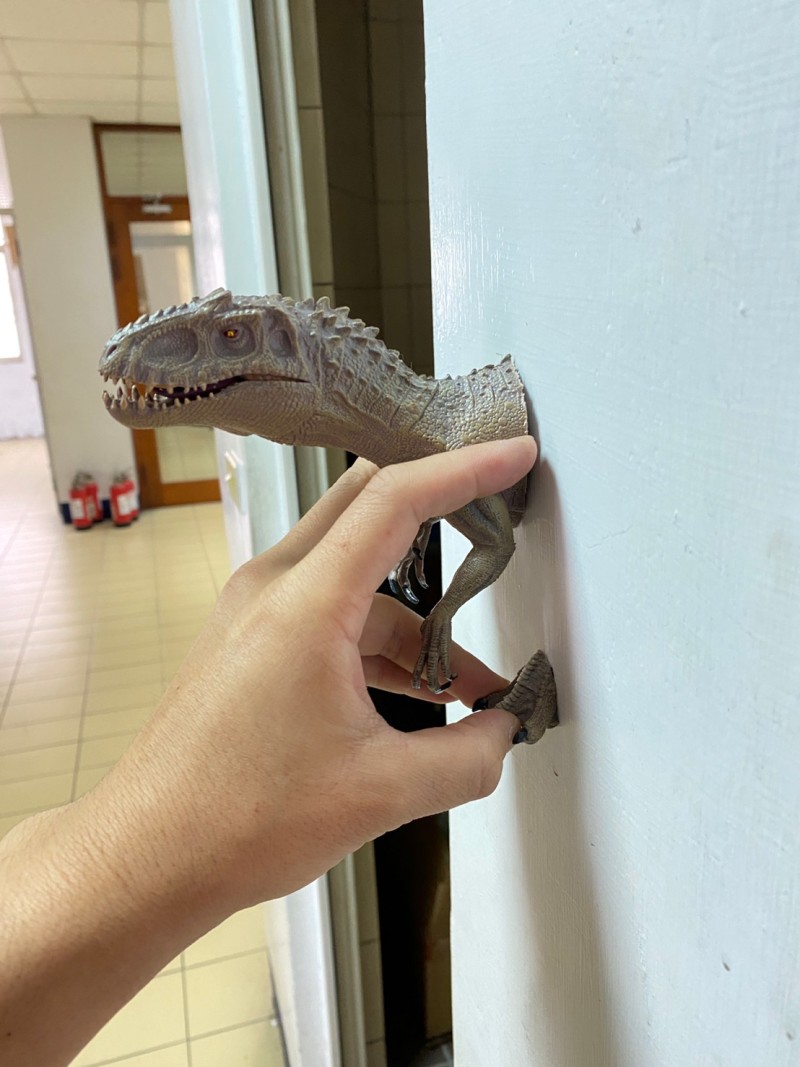 【自製】侏羅紀時空門 將恐龍傳送回現代 打造你的侏羅紀世界吧!!