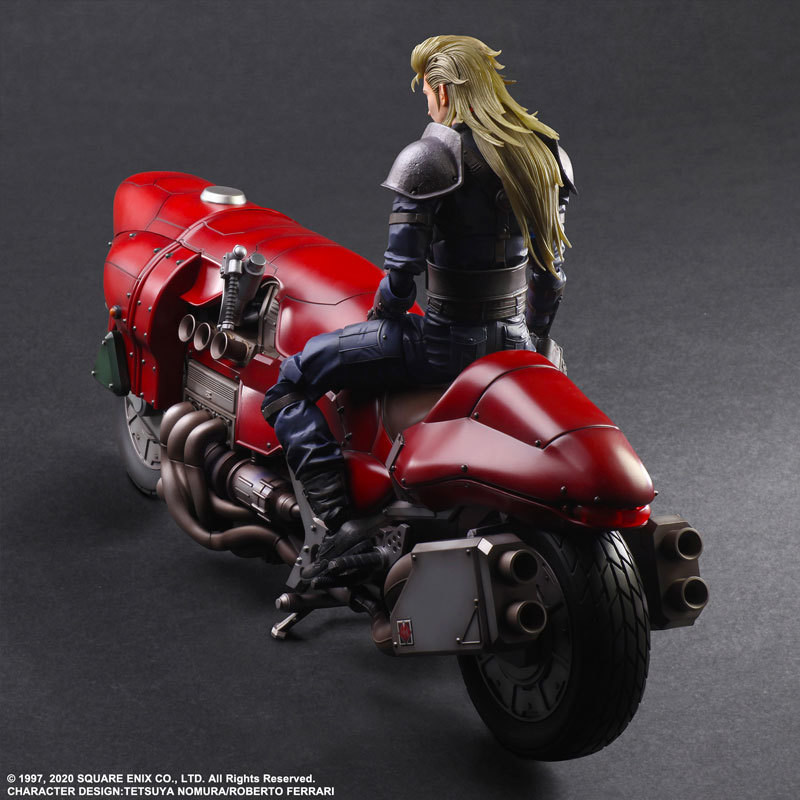 狂速飆仔!PLAY ARTS改《FF7重製版》羅謝&機車套組 不曉得幾年沒下摩托車了...