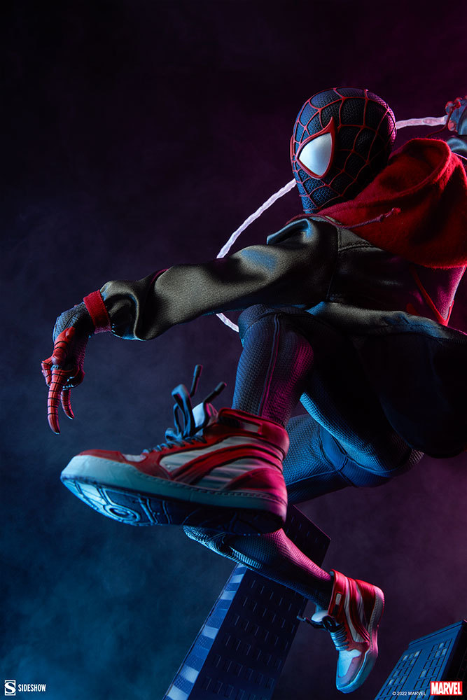 Sideshow Premium Format Figure 系列 MARVEL「邁爾斯·摩拉斯」Miles Morales 全身雕像 普通版/EX版