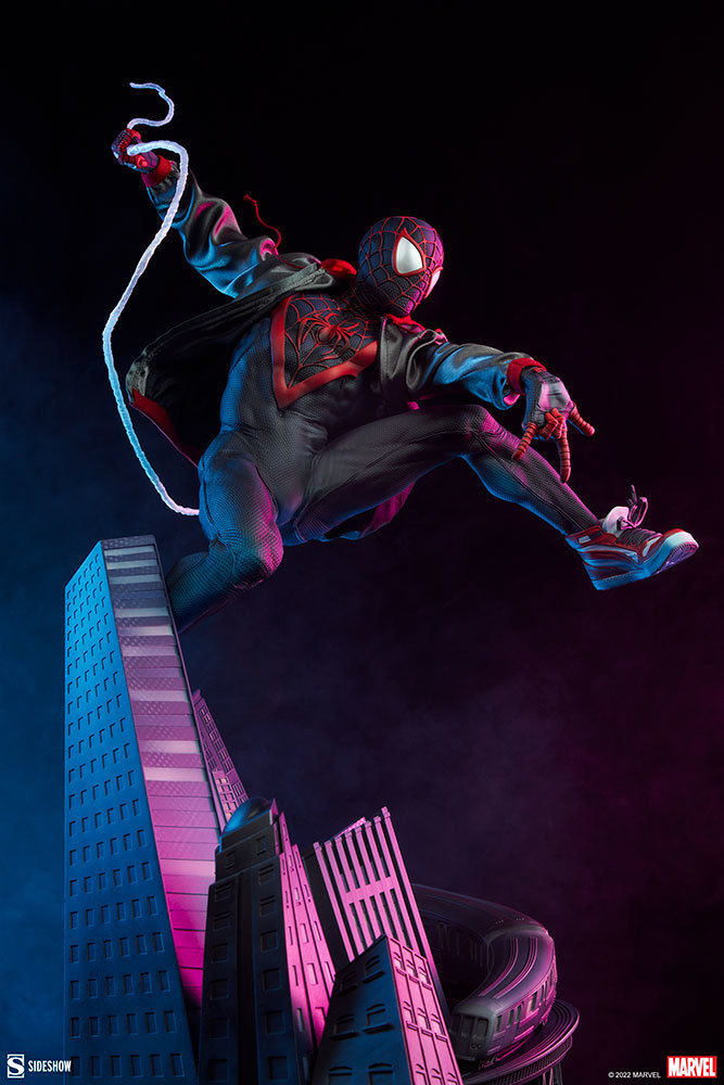 Sideshow Premium Format Figure 系列 MARVEL「邁爾斯·摩拉斯」Miles Morales 全身雕像 普通版/EX版
