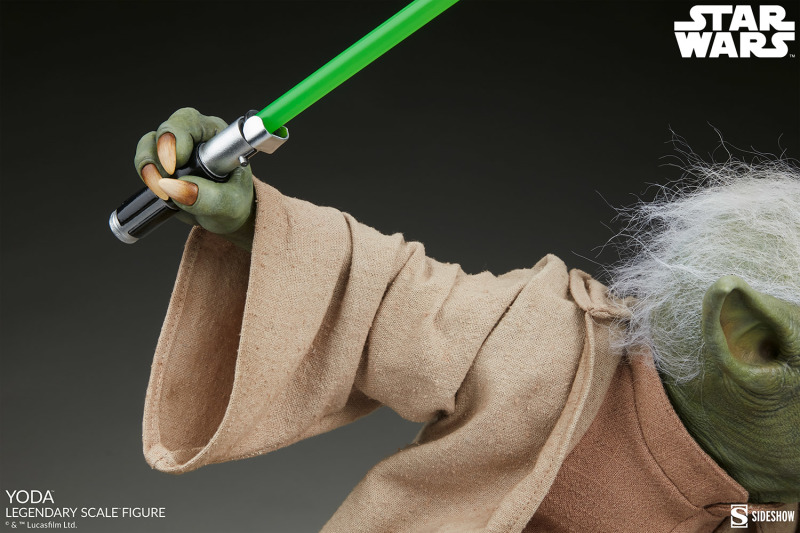 Sideshow《星際大戰》尤達（Yoda）1/2 比例全身雕像 躍動再現大師風範！