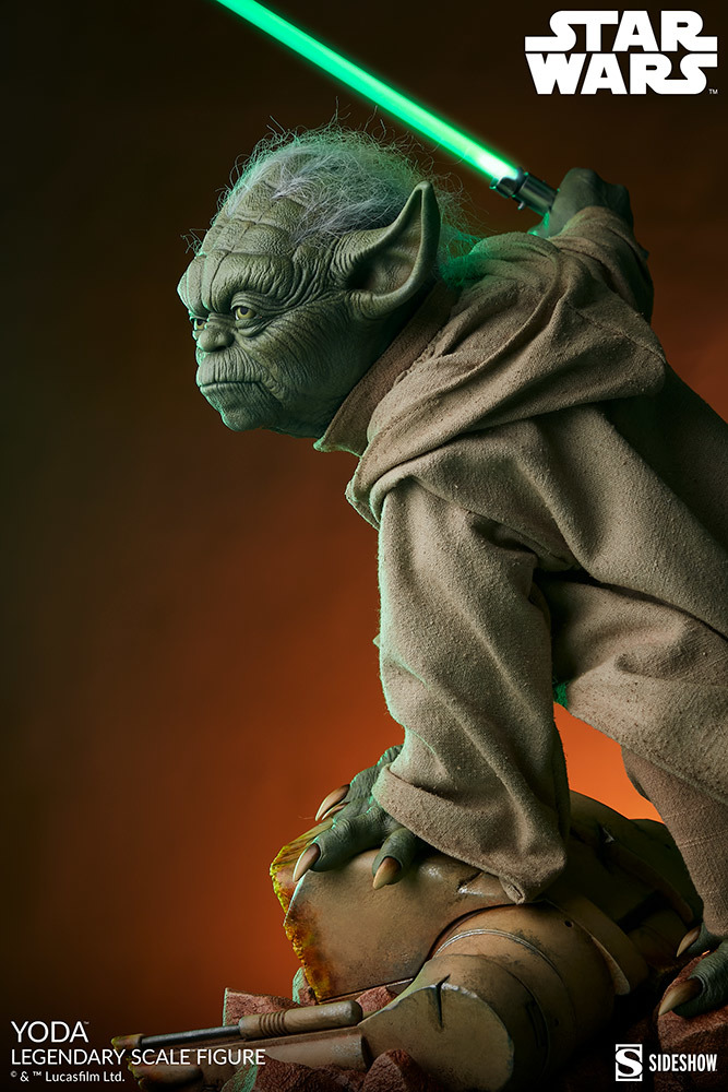 Sideshow《星際大戰》尤達（Yoda）1/2 比例全身雕像 躍動再現大師風範！