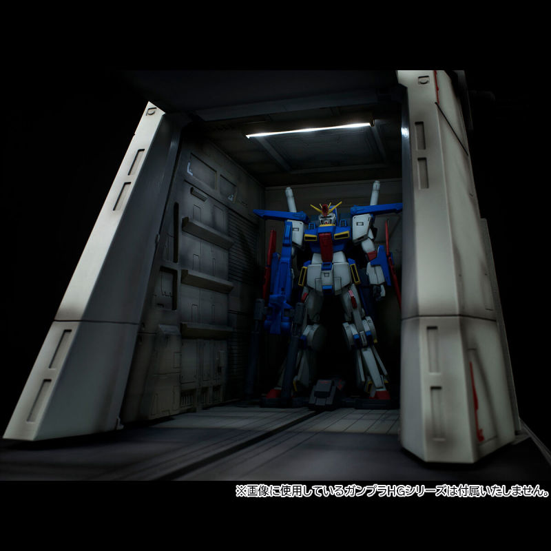 全長 138 公分再現機動戰士出擊場景 RMS『機動戰士鋼彈ΖΖ 擬．阿卡馬彈射甲板』預計 2023 年 03 月發售！