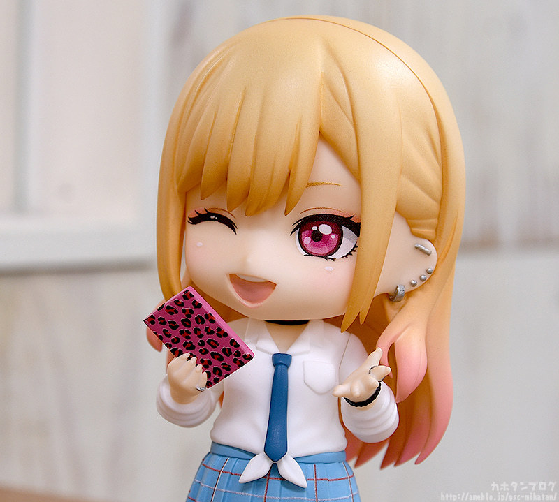 宅宅辣妹有夠香！黏土人《戀上換裝娃娃》喜多川海夢 濕漉女2、小雫抱枕可愛登場