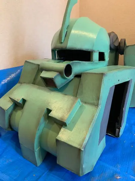 CoserALEX打造專屬《機動戰士鋼彈》薩克裝甲上陣Comiket 厚實質感博好評！