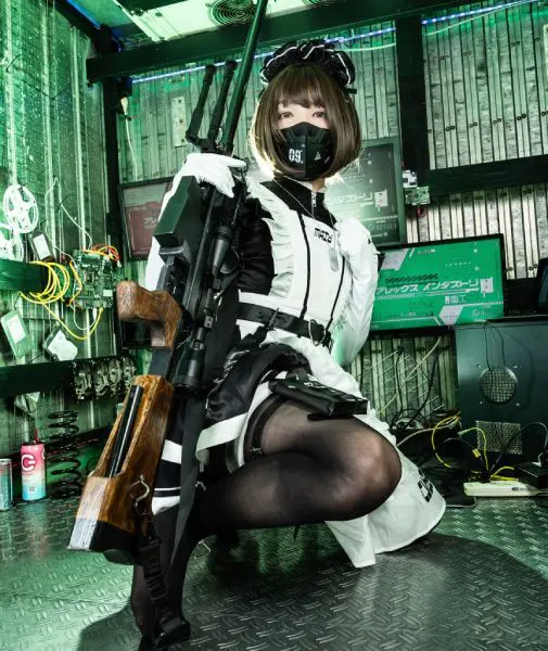 CoserALEX打造專屬《機動戰士鋼彈》薩克裝甲上陣Comiket 厚實質感博好評！