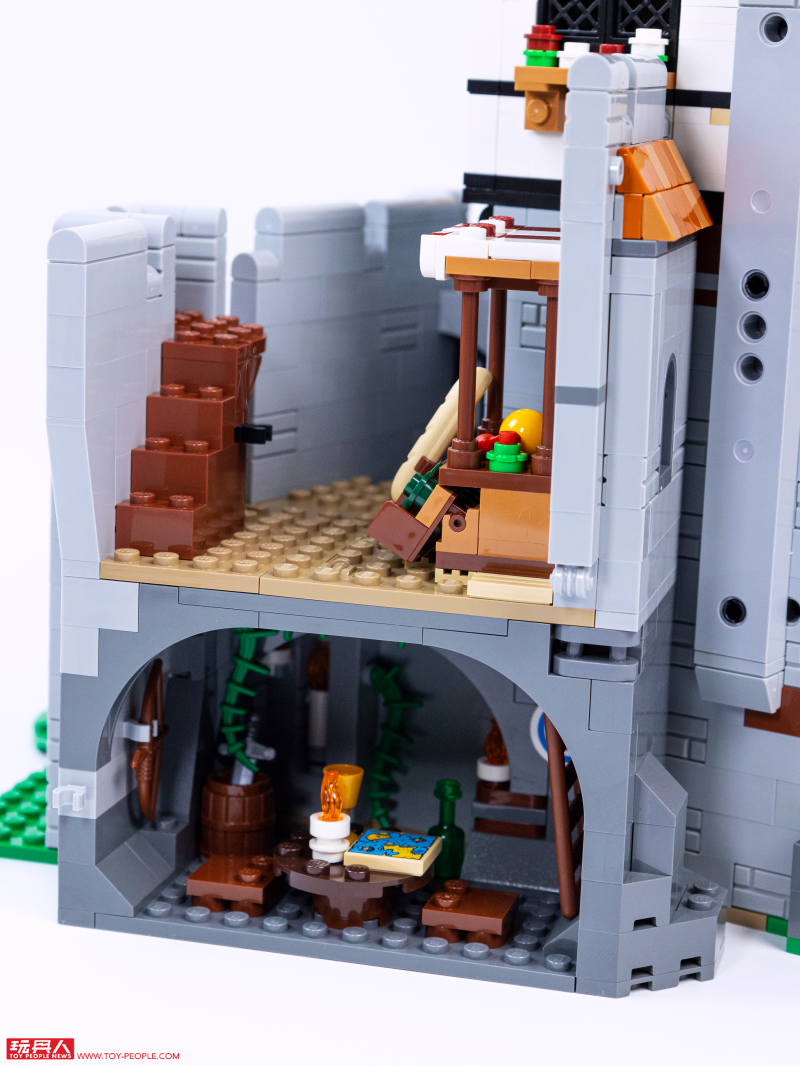 LEGO 10305 ICONS 系列【獅子騎士的城堡】開箱報告乘載歷史與童年的 ...