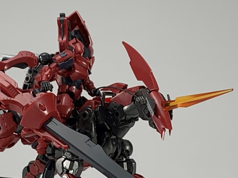 守護女王的深紅戰馬『HEXA GEAR 西格・斯普林格 女王親衛隊規格』即將發售 官方釋出樣品素組照!